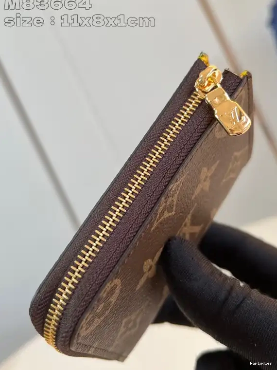 Fake Louis Bags Louis Vuitton Wallet-11*8.5*1.5CM Noa Compact 0629